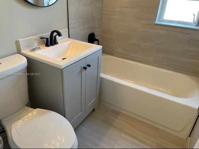 Foto del edificio - 14941 Tyler St