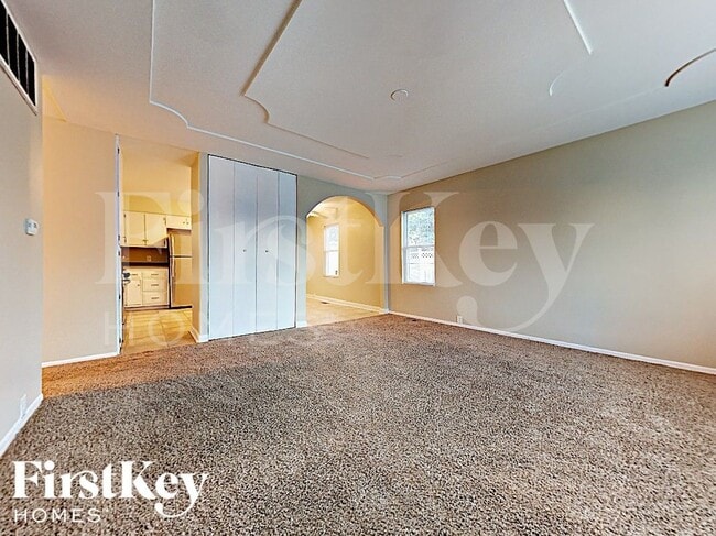 Building Photo - 21 Concord Ave