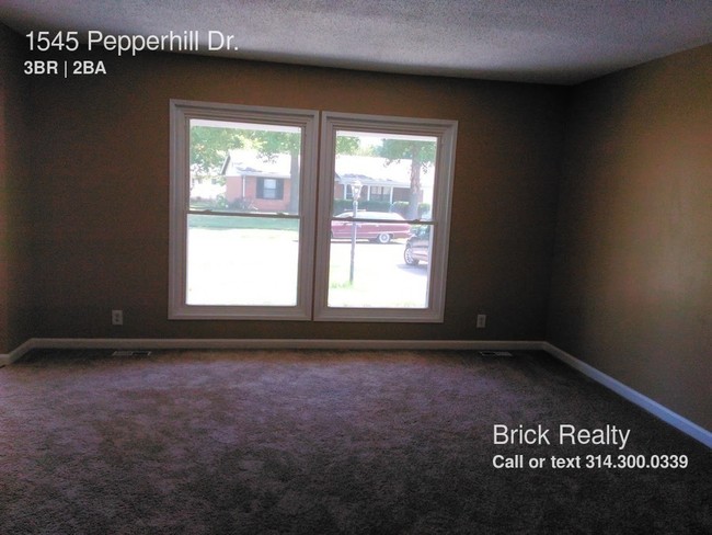 Building Photo - 1545 Pepperhill Dr