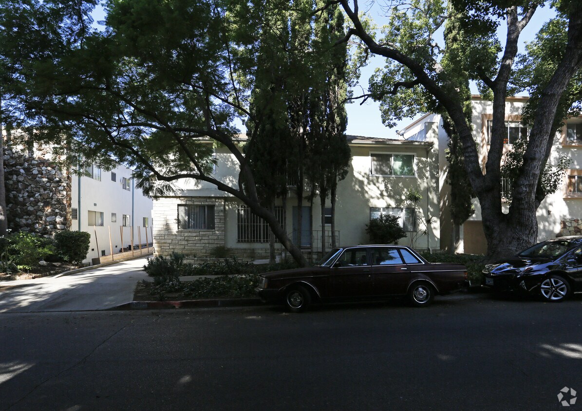 Edificio - 1211 N Flores St