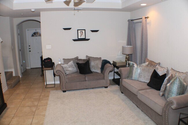 Sala de estar - 4923 Flipper Dr