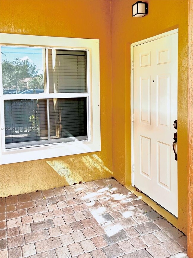 Building Photo - 1088 SW 144th Ave