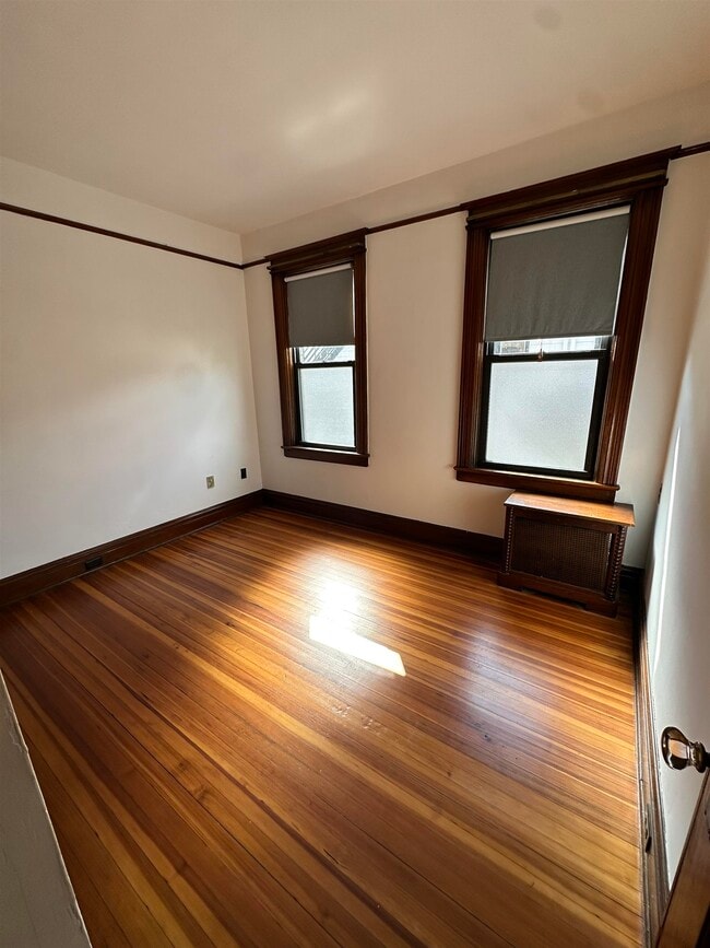Foto del edificio - 22 46th St