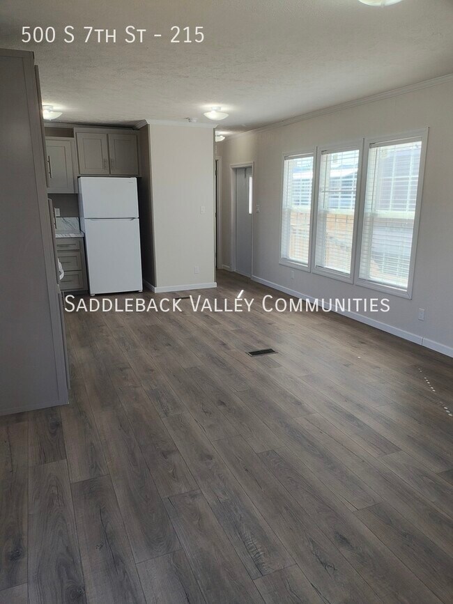 Building Photo - 500 S 7th St