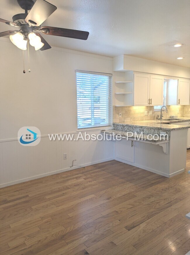 Foto del edificio - Amazing 3 Bed / 2 Bath Home in the Desirab...