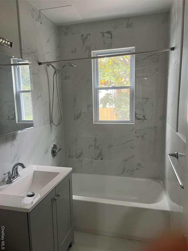 Foto del edificio - 59-33 48th Ave