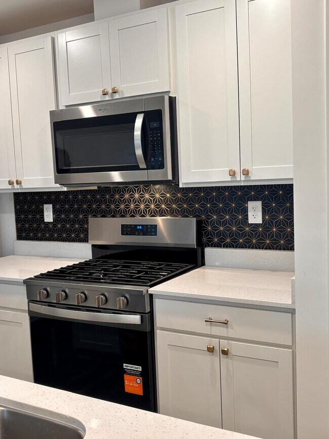 Foto del edificio - 2304 Noble Ln