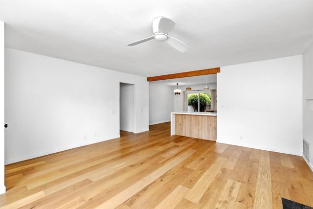 Building Photo - 1009 La Tierra Dr