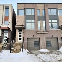 Building Photo - 19 Blackstone St