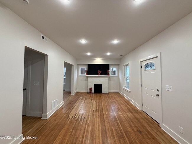 Foto del edificio - 730 Hazel St