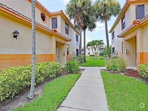 Building Photo - 15460 Bellamar Cir