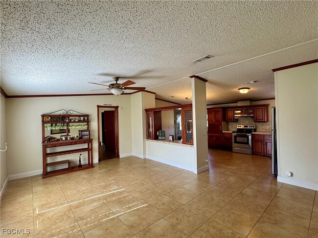 Foto del edificio - 369 Bald Cypress Ave