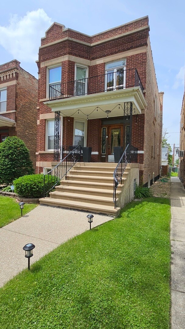 Building Photo - 1928 S Harvey Ave