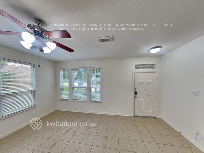 Foto del edificio - 17247 Marquette Point Ln