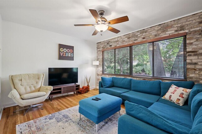 Foto del edificio - 3901 Cherrywood Rd
