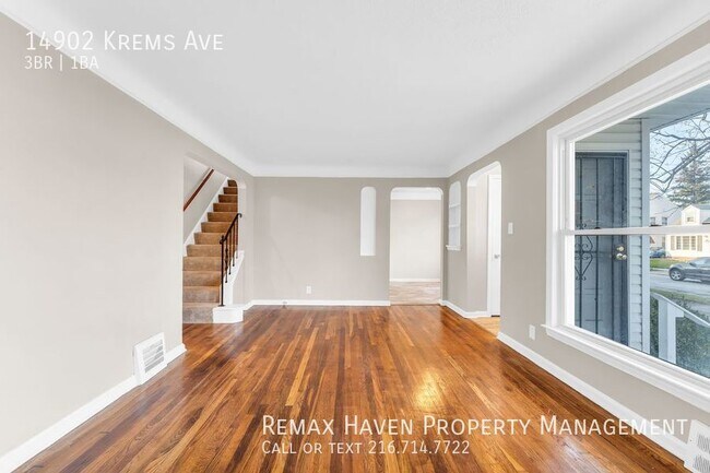 Building Photo - 14902 Krems - Maple Heights, Spacious 3 be...