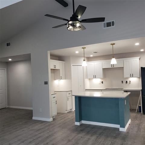 Building Photo - 7913 Hook Dr