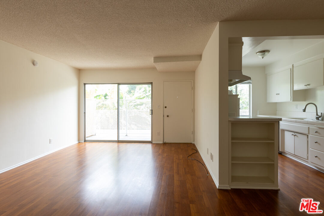 Foto principal - 844 6th St
