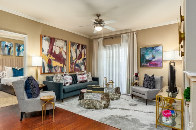 Interior Photo - Kensington Square Apartments