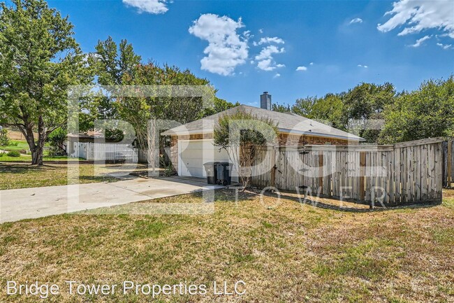 Building Photo - 3 br, 2 bath House - 7632 Craig Street