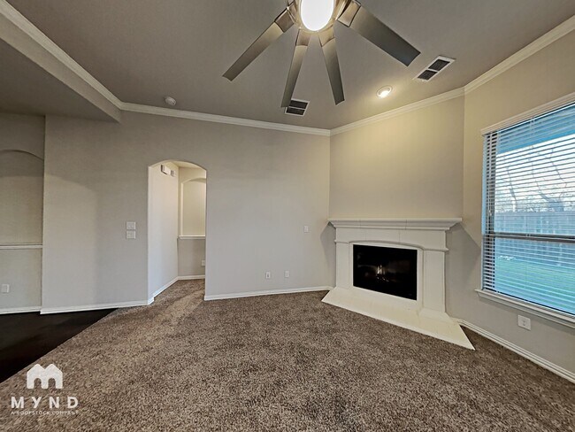 Building Photo - 4405 Evenstar Wy