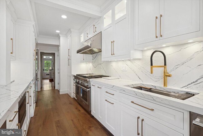Foto del edificio - 3839 Garfield St NW
