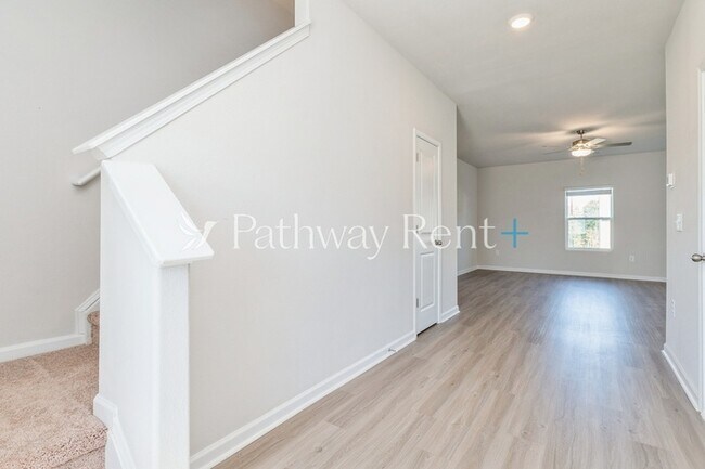 Foto del edificio - 2041 Transatlantic Ave