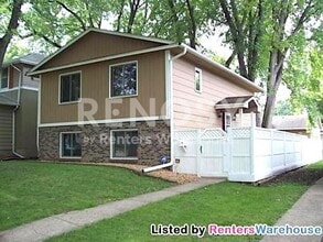 Building Photo - 3351 Grimes Ave N