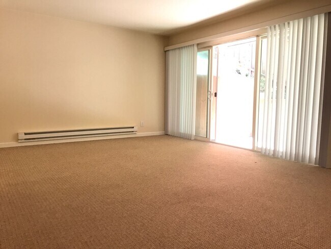 Building Photo - 3235 Glendora Drive