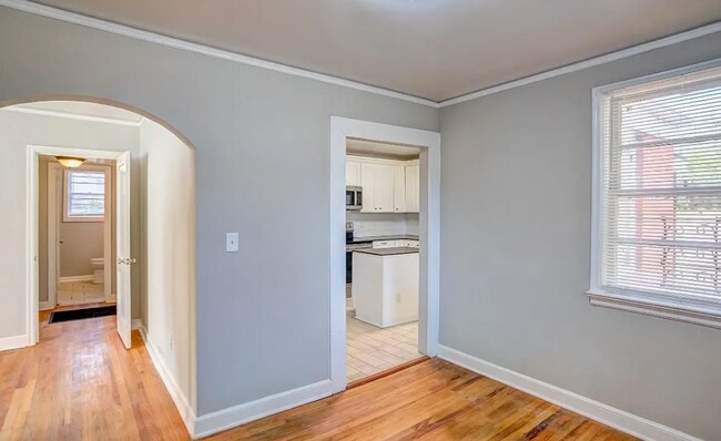 Foto del edificio - 3576 N Wareingwood Dr