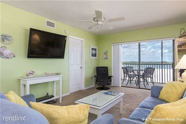 Building Photo - 8350 Estero Blvd