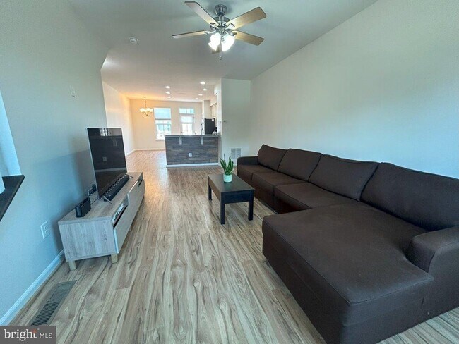 Foto del edificio - 25037 Coats Square