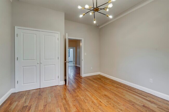 Building Photo - 333 Princeton Ave