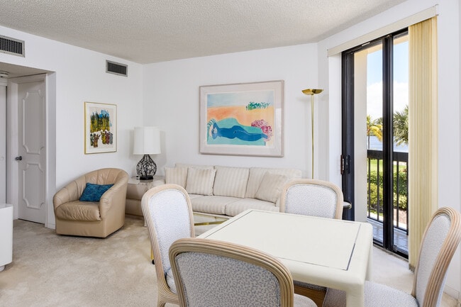 Building Photo - 2778 S Ocean Blvd