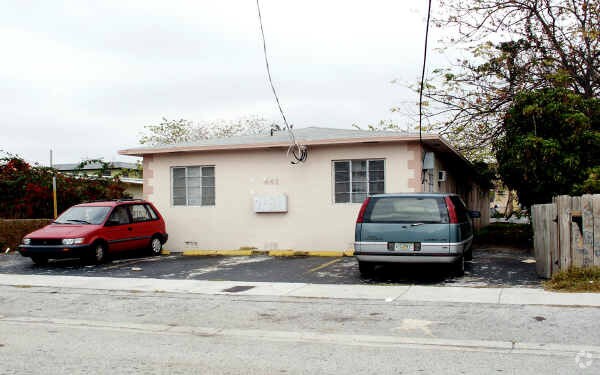 Foto del edificio - 441 SW 10th St