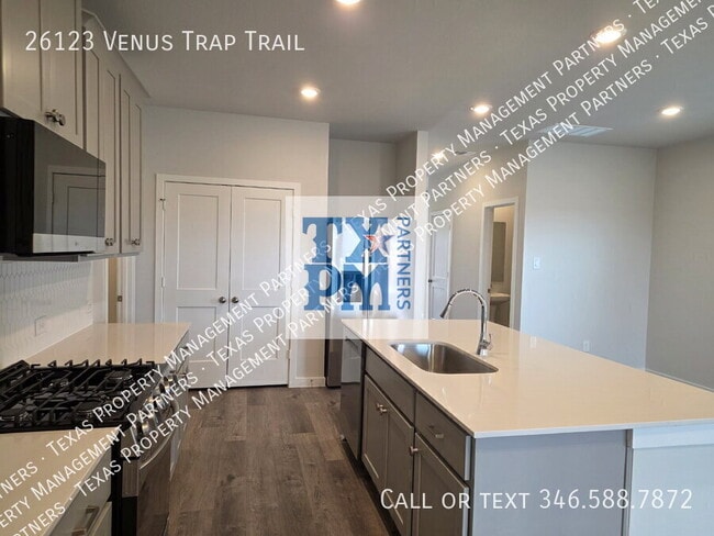 Building Photo - 26123 Venus Trap Trl