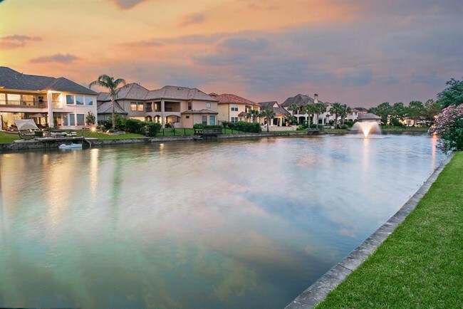 Building Photo - 7606 San Clemente Point Ct