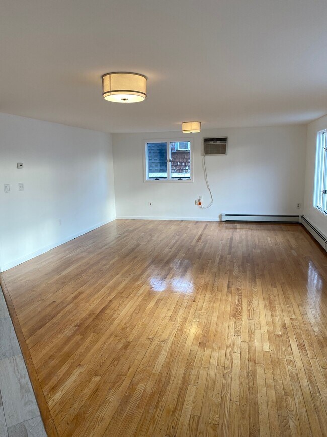 Foto del edificio - 36 Sears St