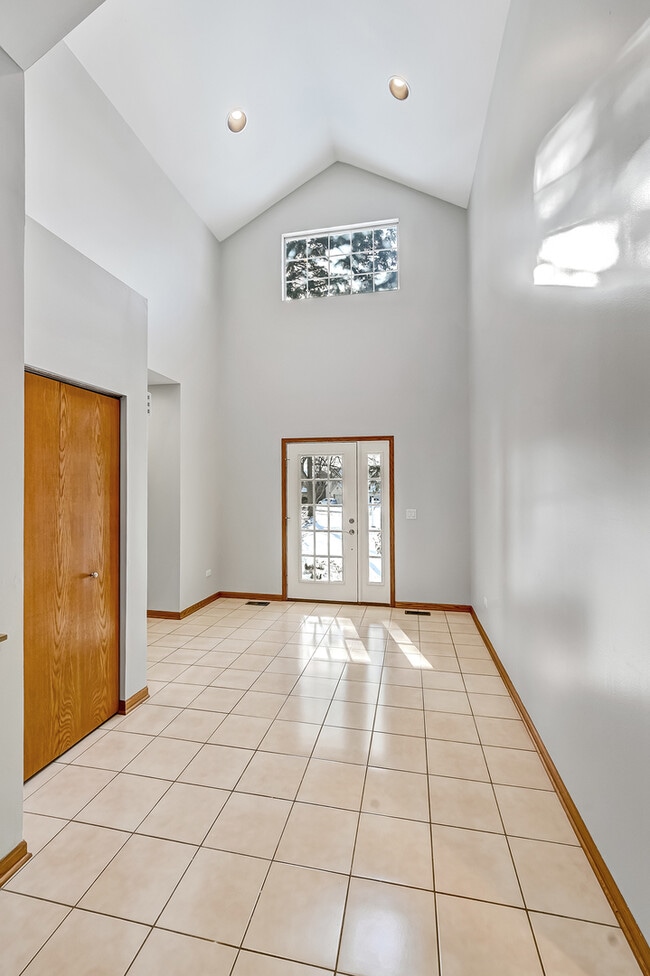 Building Photo - 1938 Manning Rd