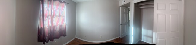 Bedroom - 6400 Edgemere Blvd
