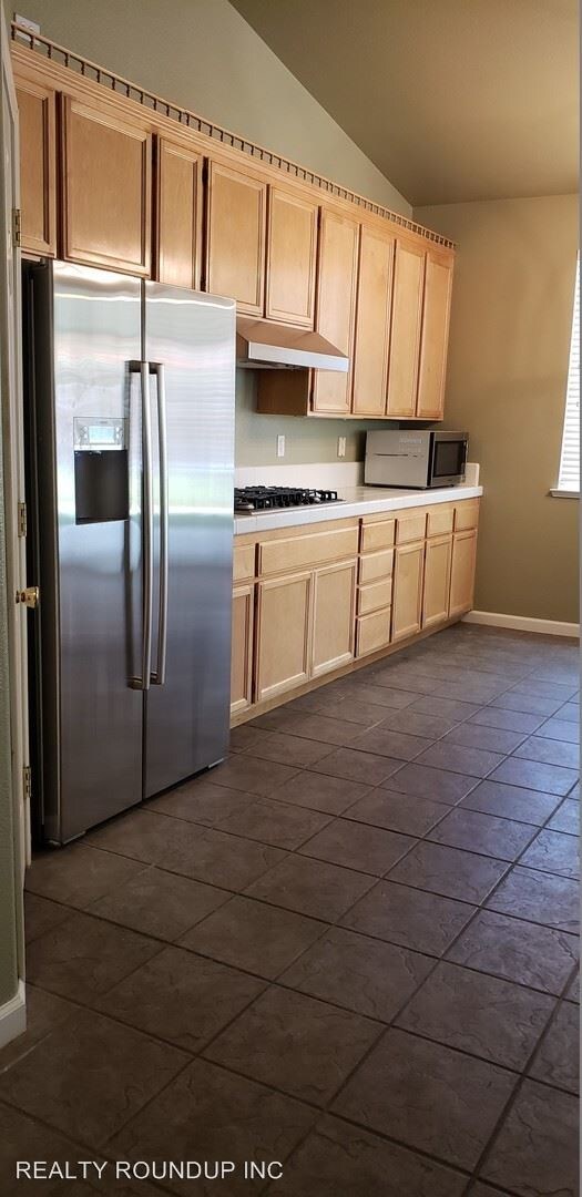 Building Photo - 4 br, 2.5 bath House - 9407 Mainline Dr