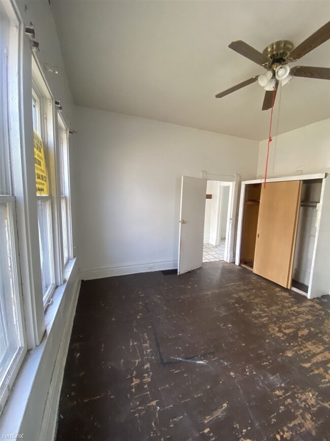 Foto del edificio - 3 br, 1 bath House - 2216 Northeast Monroe...
