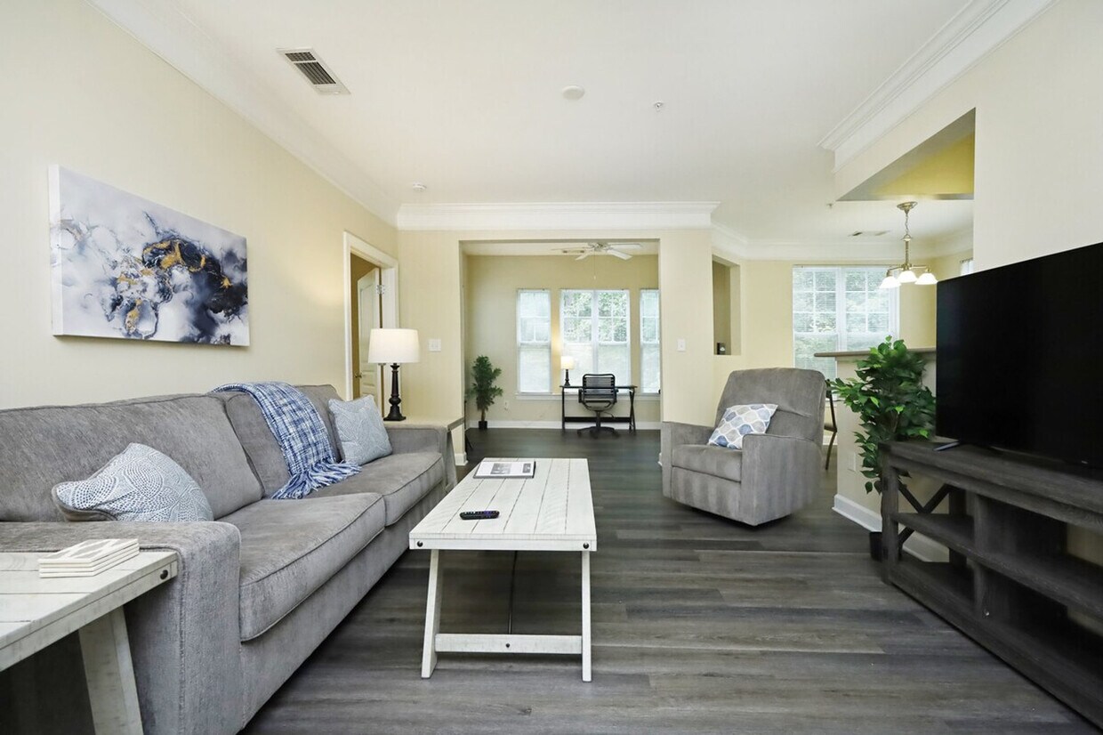 Foto principal - 2431 Brisbane Woods Way