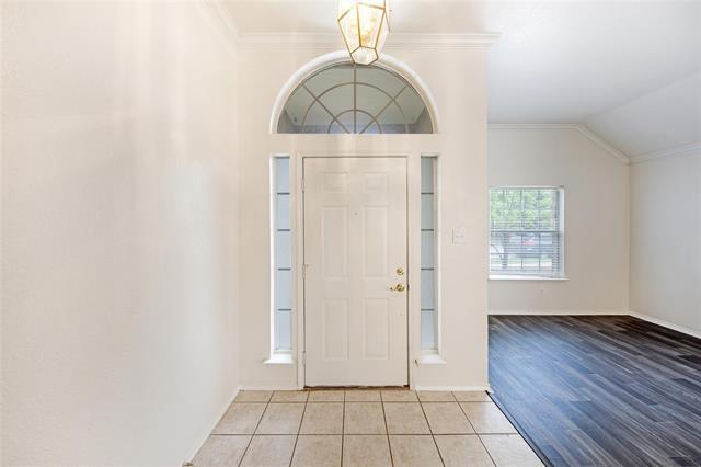 Foto del edificio - 5840 Legend Ln