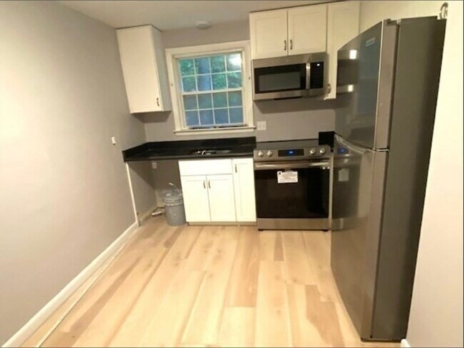 Photo - 41 Mullin Ave (Quincy, MA) Apartment