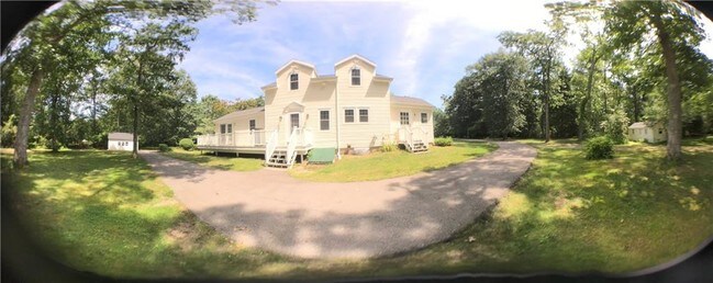 Building Photo - 110 E Pasquiset Trail