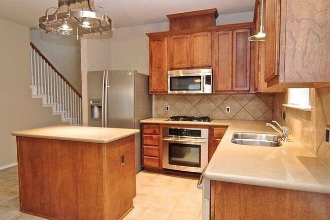 Building Photo - 10804 Casitas Dr