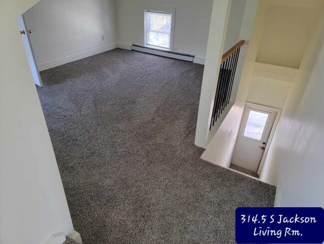 Building Photo - 314 S Jackson St