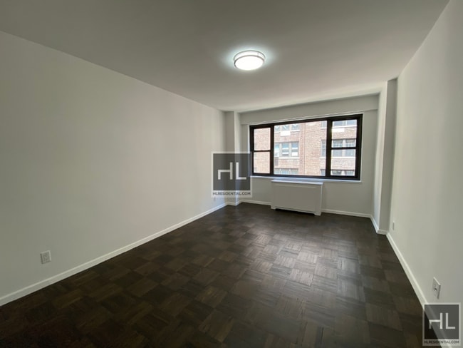 Building Photo - EAST 56 STREET