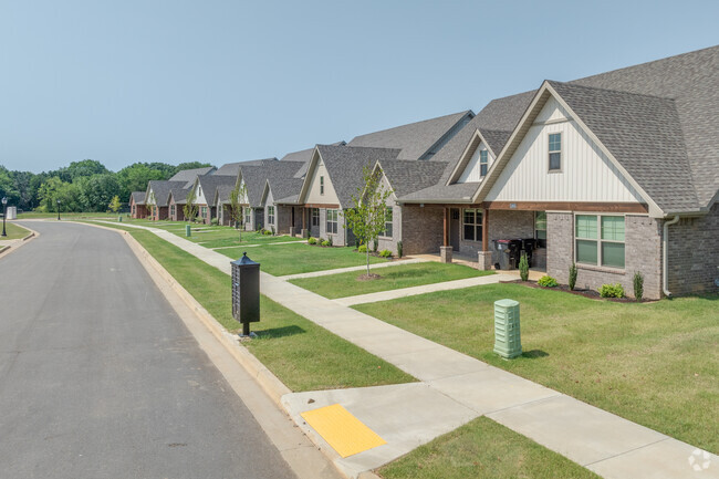 Foto del edificio - Maple Park at Riley Farm